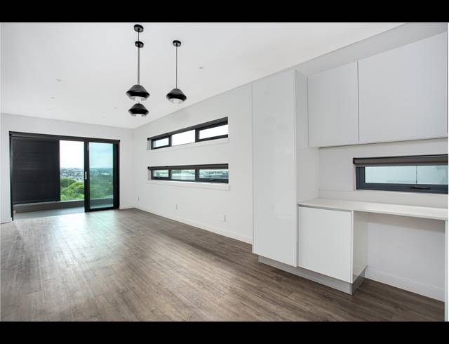 2 BEDROOM APARTMENT FOR SALE IN STEYN CITY